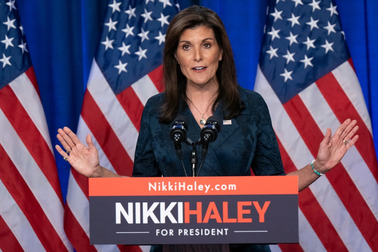 Đối thủ của ông Trump tuyên bố không bỏ cuộc