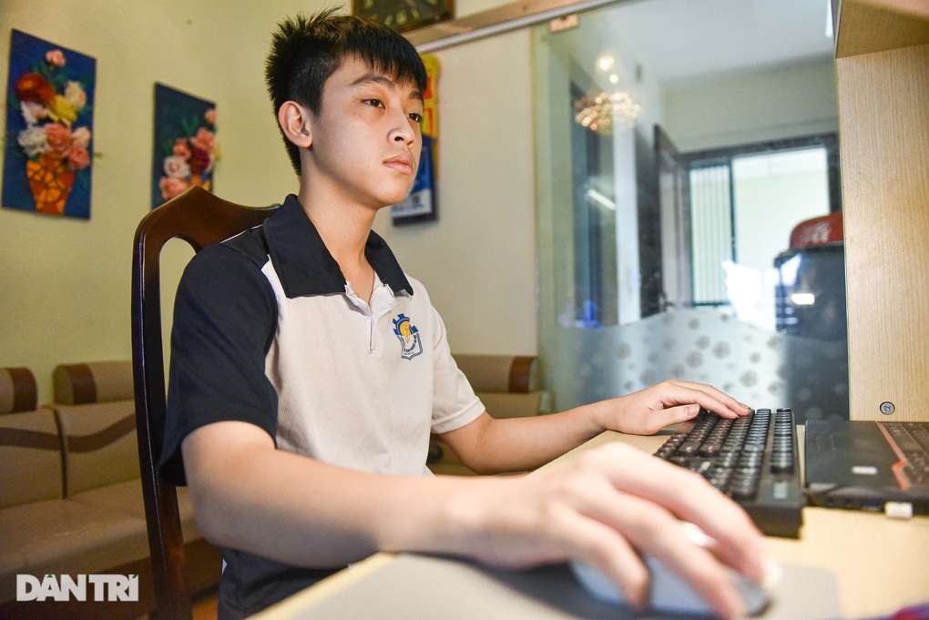 Nam sinh Hà Nội không thi lớp 10, chọn học nghề đặt mục tiêu làm cho Google - 2 Nam sinh Hà Nội không thi lớp 10, chọn học nghề đặt mục tiêu làm cho Google - 2