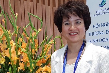 Phó TGĐ Nguyễn Thị Hương Liên của Sao Thái Dương chia sẻ triết lý kinh doanh bền vững