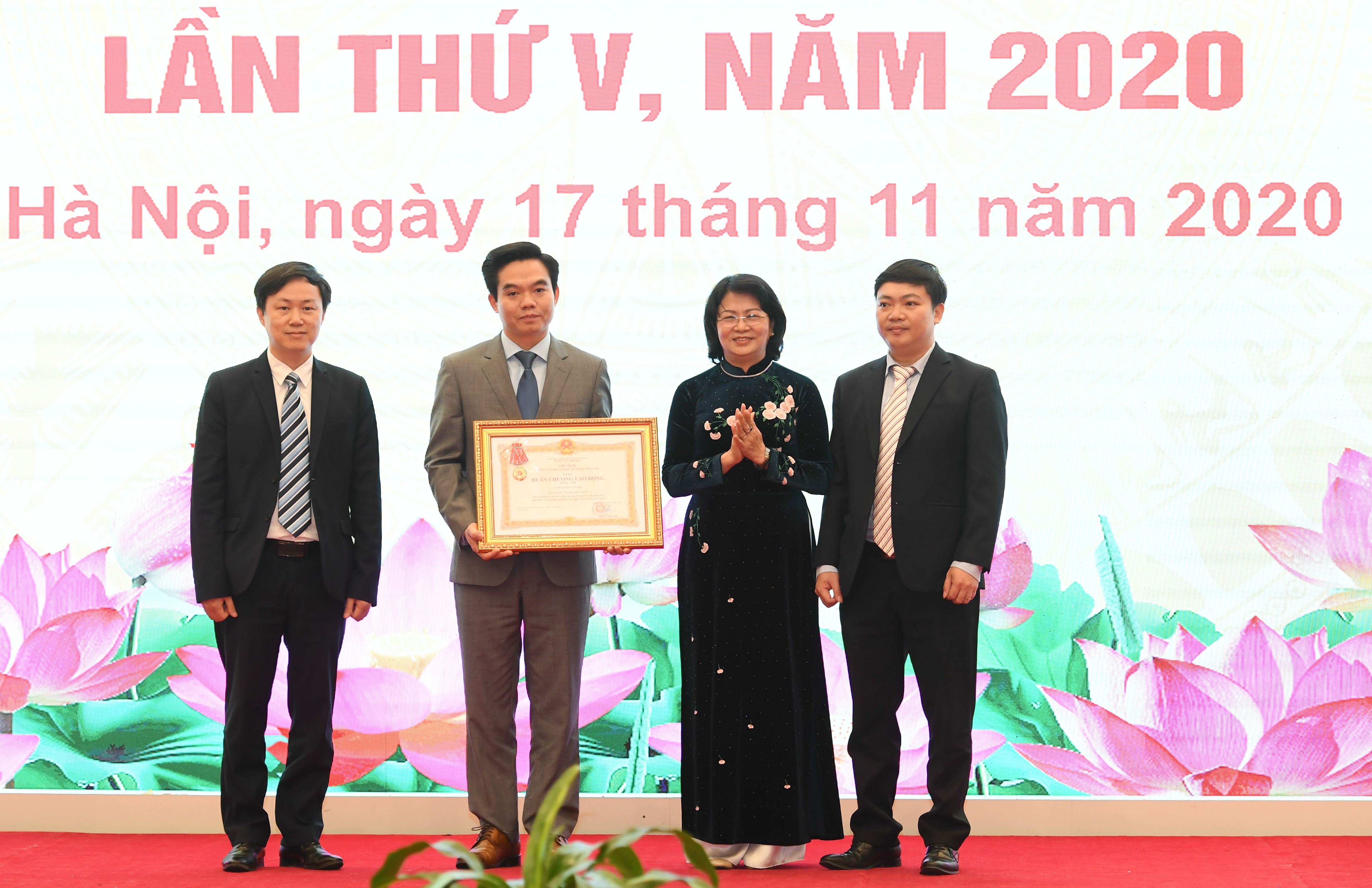Giai đoạn 2015-2020: Tạo việc làm cho hơn 7,8 triệu lao động - 2 Giai đoạn 2015-2020: Tạo việc làm cho hơn 7,8 triệu lao động - 2