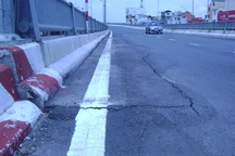 Những cây cầu nghìn tỷ mới xây đã xuống cấp