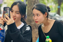 Nữ sinh chọn ngành, nhớ ngay lời Tiktoker gọi tên "ngành vô dụng nhất"