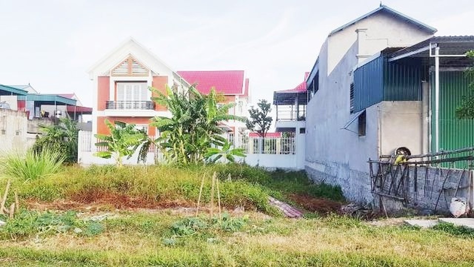 Ninh Bình: Thu hồi đất cấp khống cho nguyên chủ tịch xã nhiều tai tiếng - 2 Ninh Bình: Thu hồi đất cấp khống cho nguyên chủ tịch xã nhiều tai tiếng - 2