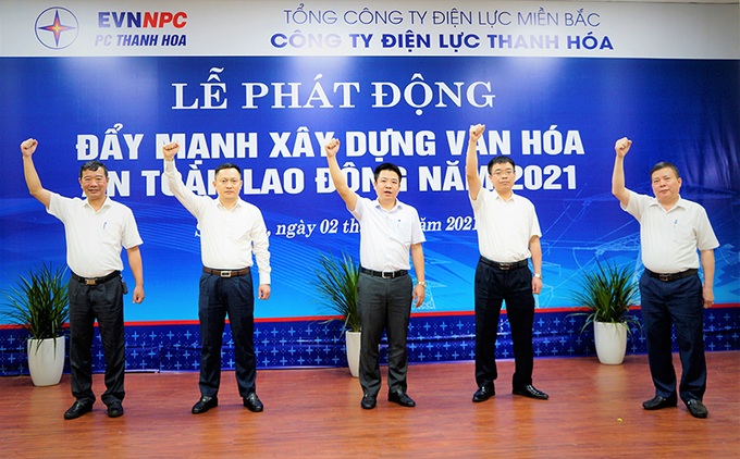 Công ty Điện lực Thanh Hóa: Xây dựng Văn hóa ATLĐ gắn với mục tiêu chuyển đổi số - Ảnh 1.