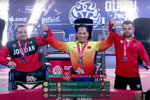 Lực sĩ Lê Văn Công giành HCV cử tạ người khuyết tật thế giới