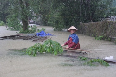 Hà Tĩnh đang gánh chịu trận lũ lụt lớn nhất trong 50 năm qua?