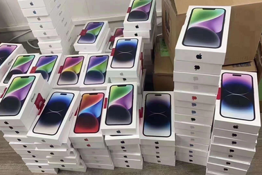 Giá iPhone 14 xách tay giảm sâu, xuống gần bằng iPhone 13 chính hãng