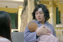 Những lần "lên đồng" của Lan Phương trên màn ảnh Việt