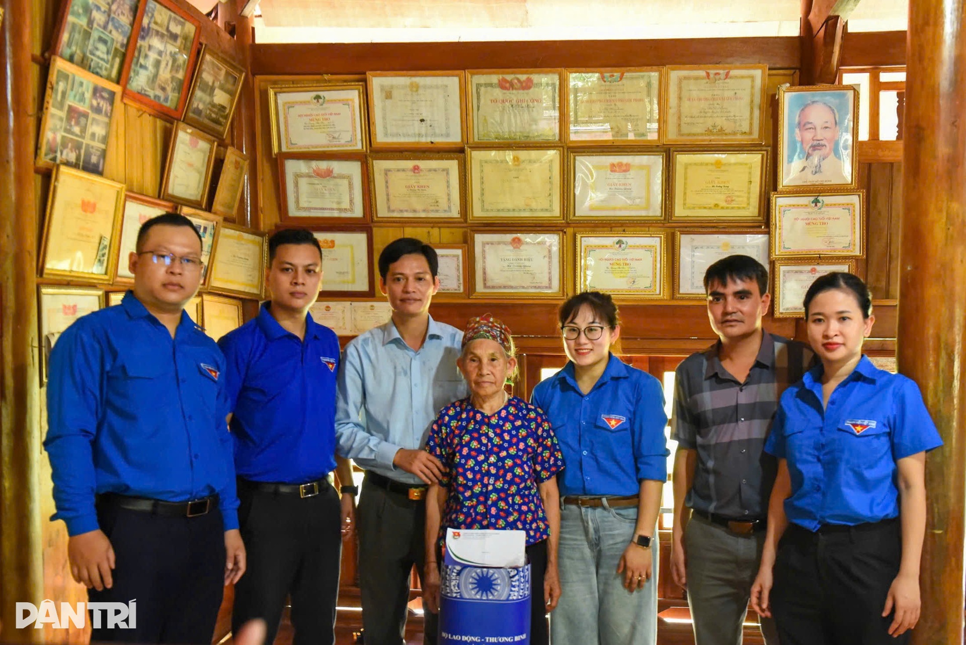 Tuổi trẻ Bộ LĐ-TBXH góp sức tái thiết cuộc sống vùng sạt lở tại Lào Cai - 13 Tuổi trẻ Bộ LĐ-TBXH góp sức tái thiết cuộc sống vùng sạt lở tại Lào Cai - 13