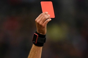 Công ty liên quan FLC, Vietcap… bị Ủy ban Chứng khoán “tuýt còi”