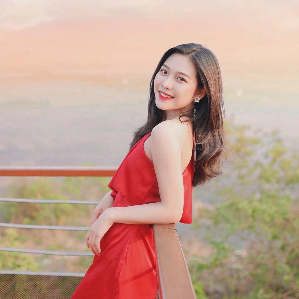Nữ sinh 2K có gương mặt hao hao ca sĩ nổi tiếng Hàn Quốc - 16 Nữ sinh 2K có gương mặt hao hao ca sĩ nổi tiếng Hàn Quốc - 16