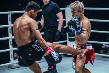 Võ sĩ Nhật Bản lĩnh hậu quả nặng nề khi so tài với huyền thoại Thái Lan