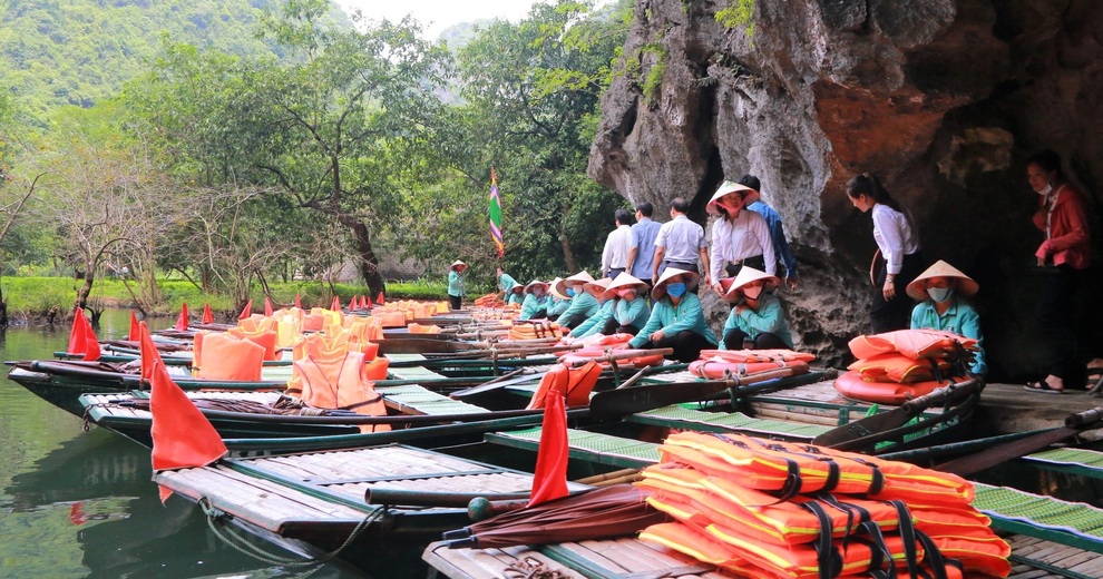 Tràng An mùa thu 18 - crop.jpeg Di sản Tràng An_Ninh Bình_Thái Bá_jpg