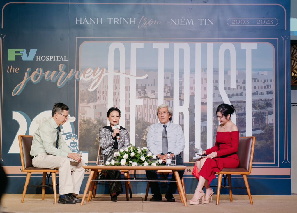 Làm truyền thông cho bệnh viện: Tôn trọng yếu tố trung thực và quyền được biết - 1 Làm truyền thông cho bệnh viện: Tôn trọng yếu tố trung thực và quyền được biết - 1