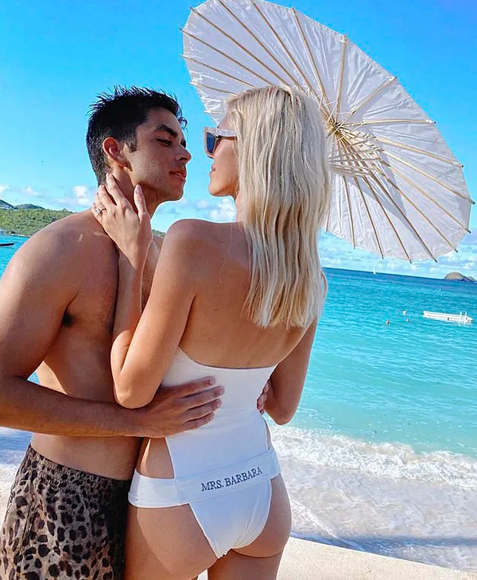 Devon Windsor tình tứ bên chồng mới cưới - 1 Devon Windsor tình tứ bên chồng mới cưới - 1