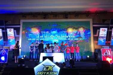 Đột Kích đã tìm được quán quân giải chuyên nghiệp với giải thưởng trị giá 150 triệu đồng