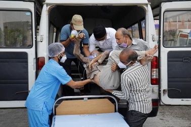 Tín hiệu tích cực từ "bão" Covid-19 ở Ấn Độ