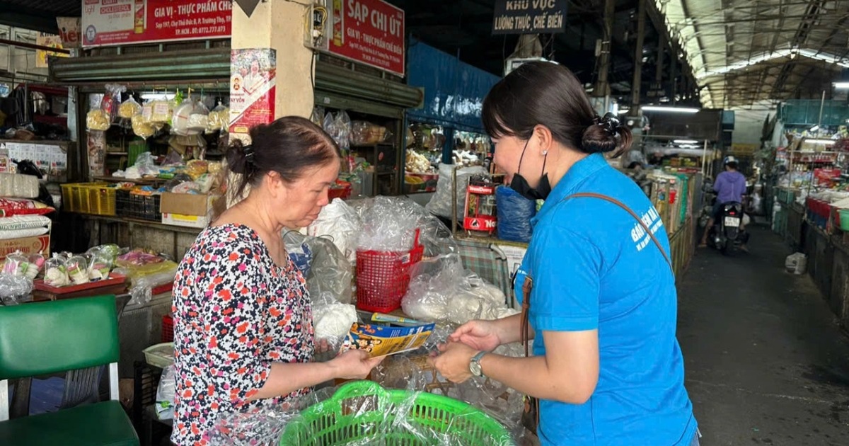 Hướng dẫn mới về việc đóng BHXH bắt buộc với hộ kinh doanh Hướng dẫn mới về việc đóng BHXH bắt buộc với hộ kinh doanh
