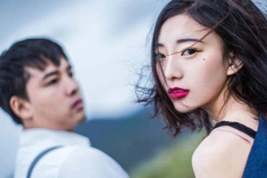 Có bạn trai 3 năm sắp cưới, tôi phẫn uất khi bị đánh ghen giữa cơ quan