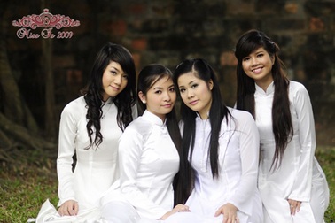 Ngắm nét đẹp của các Nữ sinh thanh lịch khoa Quốc tế 