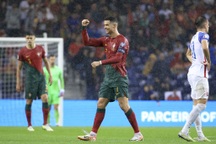 Bồ Đào Nha chốt danh sách dự Euro 2024: Ronaldo lập kỷ lục