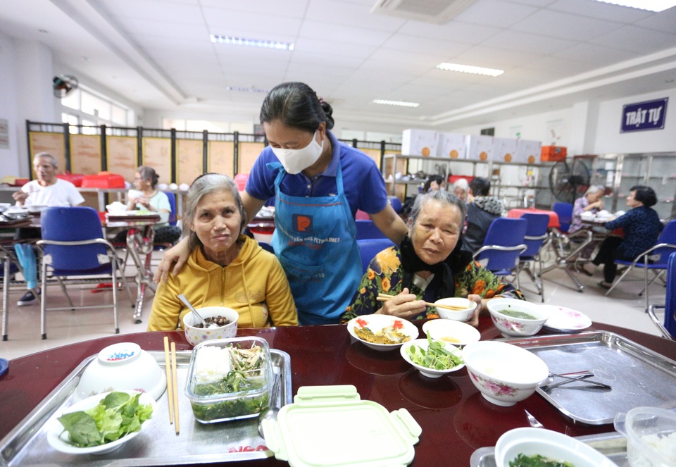 Chuyện ghi ở Trung tâm phụng dưỡng người có công với cách mạng TP Đà Nẵng - 4 Chuyện ghi ở Trung tâm phụng dưỡng người có công với cách mạng TP Đà Nẵng - 4