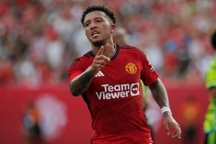 Jadon Sancho lần thứ 3 rời Man Utd