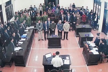 Hoãn phiên tòa xét xử vụ án "chạy thận tử vong"