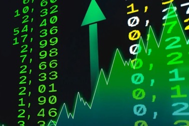 Chứng khoán vượt 1.700 điểm trước kỳ nâng hạng, nên mua hay bán?