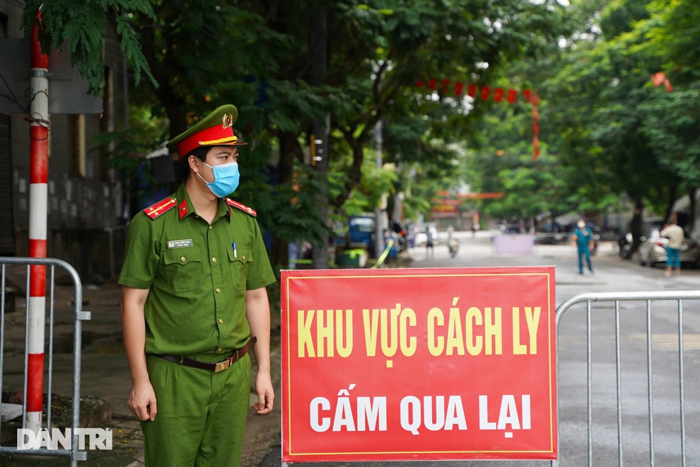 Ổ dịch KĐT Đền Lừ 2 có thêm F0, Hà Nội tiêm được gần 5,3 triệu mũi vắc xin - 1 Ổ dịch KĐT Đền Lừ 2 có thêm F0, Hà Nội tiêm được gần 5,3 triệu mũi vắc xin - 1