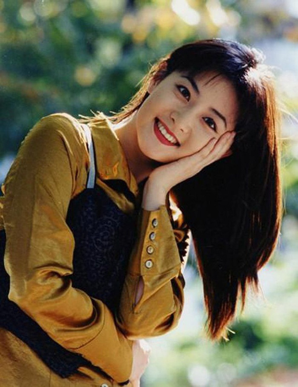 Đỉnh cao nhan sắc tuổi 50 của Nàng Dae Jang Geum Lee Young Ae - 1 Đỉnh cao nhan sắc tuổi 50 của Nàng Dae Jang Geum Lee Young Ae - 1
