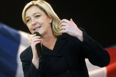 Ái nữ nhà Le Pen kế nhiệm cha