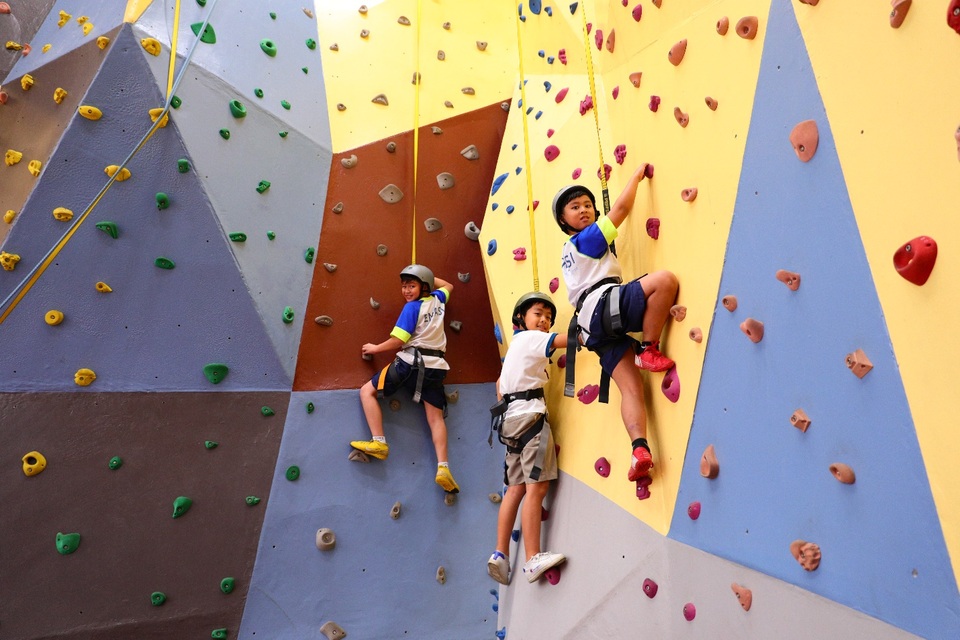 Trường EMASI cùng con bước vào lớp 1 - 3