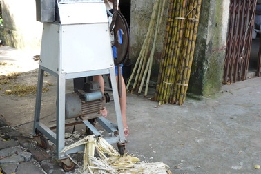 Hãi hùng nước mía vỉa hè