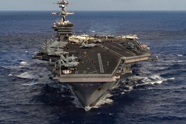 Tàu sân bay Mỹ phô diễn uy lực trên các vùng biển châu Á
