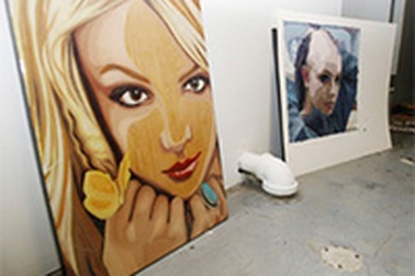 Britney Spears được… triển lãm 