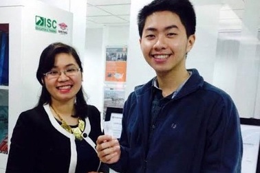 Vietnam Airlines tặng vé máy bay, giảm giá 10% cho du học sinh Anh quốc