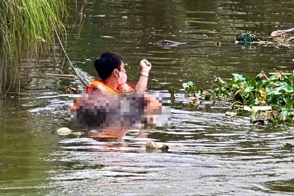 Tìm thấy thi thể tài xế công nghệ rơi xuống cống ở TPHCM - 1 Tìm thấy thi thể tài xế công nghệ rơi xuống cống ở TPHCM - 1