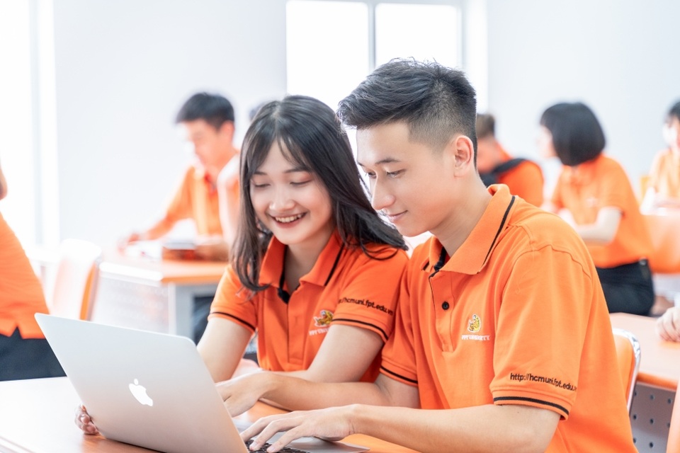 Phụ huynh nhắc con trải nghiệm khi chọn học ĐH FPT - 1 Phụ huynh nhắc con trải nghiệm khi chọn học ĐH FPT - 1