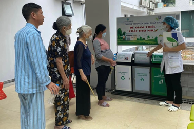 Bệnh viện "xanh": Giải bài toán tiết kiệm năng lượng, giảm chất thải nhựa