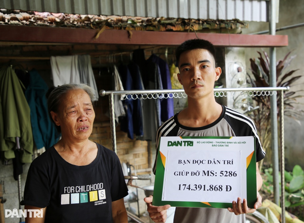 Bạn đọc ủng hộ cháu bé bị u nguyên bào thần kinh gần 400 triệu đồng - 2 Bạn đọc ủng hộ cháu bé bị u nguyên bào thần kinh gần 400 triệu đồng - 2
