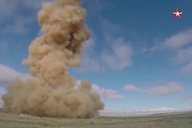 Video Nga khai hỏa “lá chắn thép” đánh chặn tên lửa đạn đạo