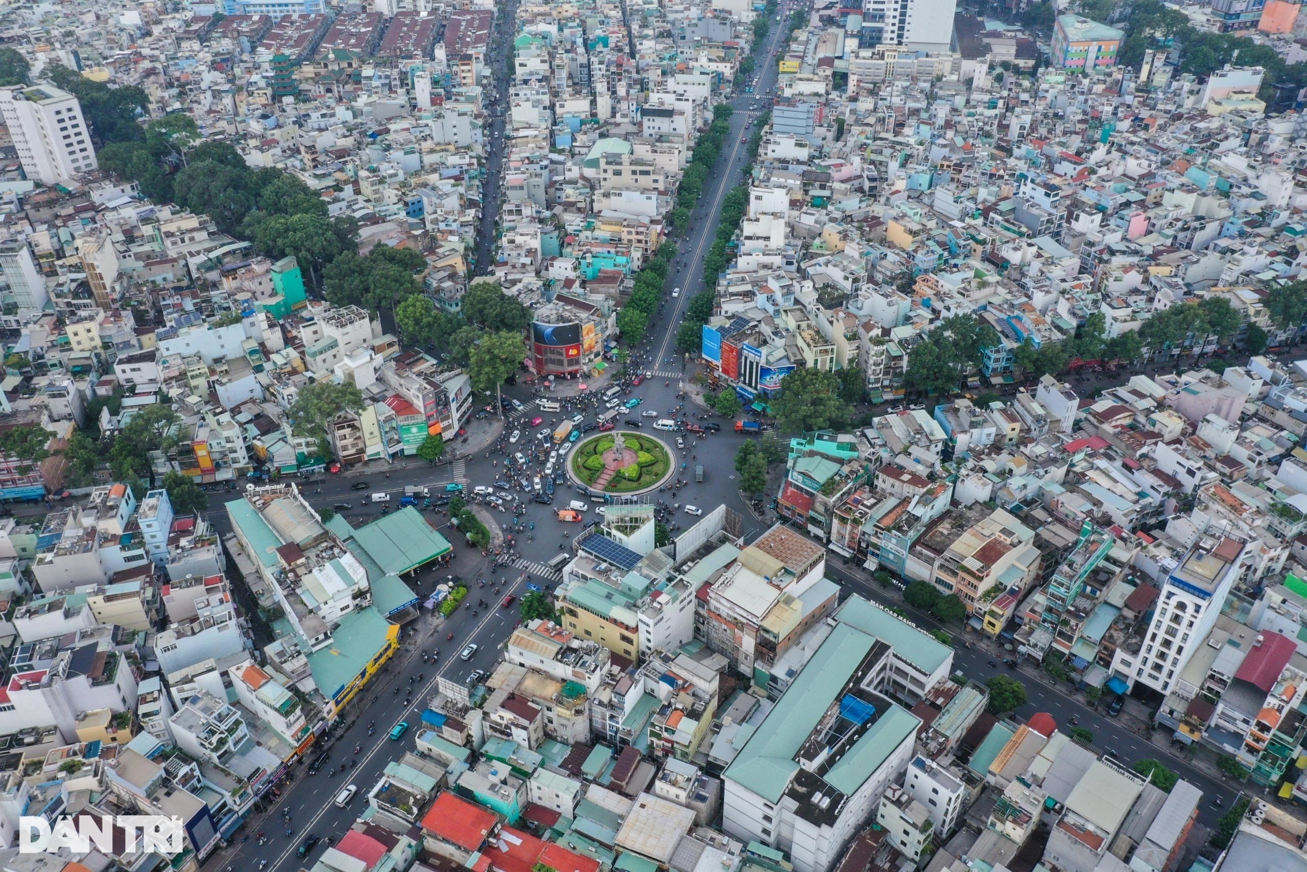 Entwurf der Grundstückspreisliste in Ho-Chi-Minh-Stadt steigt um das 5- bis 51-fache: Wird dem Premierminister Bericht erstatten - 2 Dự thảo bảng giá đất TPHCM tăng từ 5-51 lần: Sẽ báo cáo Thủ tướng - 2