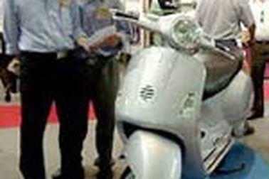 TPHCM: Xe ga cao cấp tăng giá