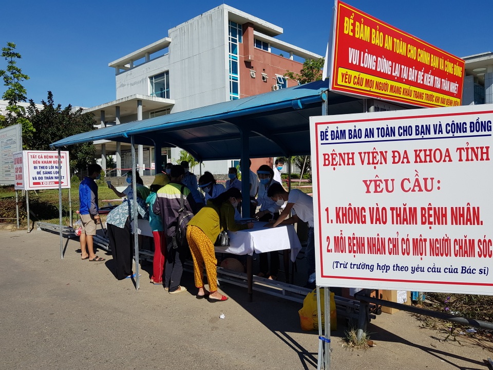 Bệnh viện đa khoa tỉnh phong tỏa 1 khoa liên quan bệnh nhân Covid-19 - 1 Bệnh viện đa khoa tỉnh phong tỏa 1 khoa liên quan bệnh nhân Covid-19 - 1