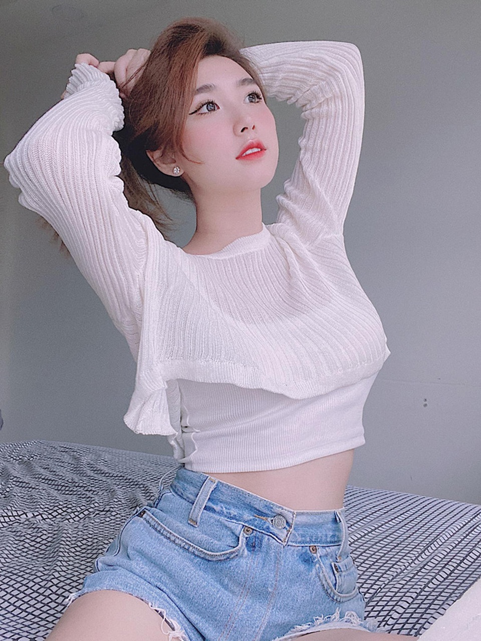 Chia tay cầu thủ, nhan sắc Thanh Mèo ngày một lên hương - 17 Chia tay cầu thủ, nhan sắc Thanh Mèo ngày một lên hương - 17