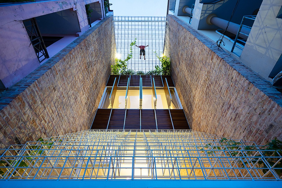 Nhà được “dệt” từ những “sợi” thép độc đáo, hút mắt người nhìn ở Sài Gòn - 3