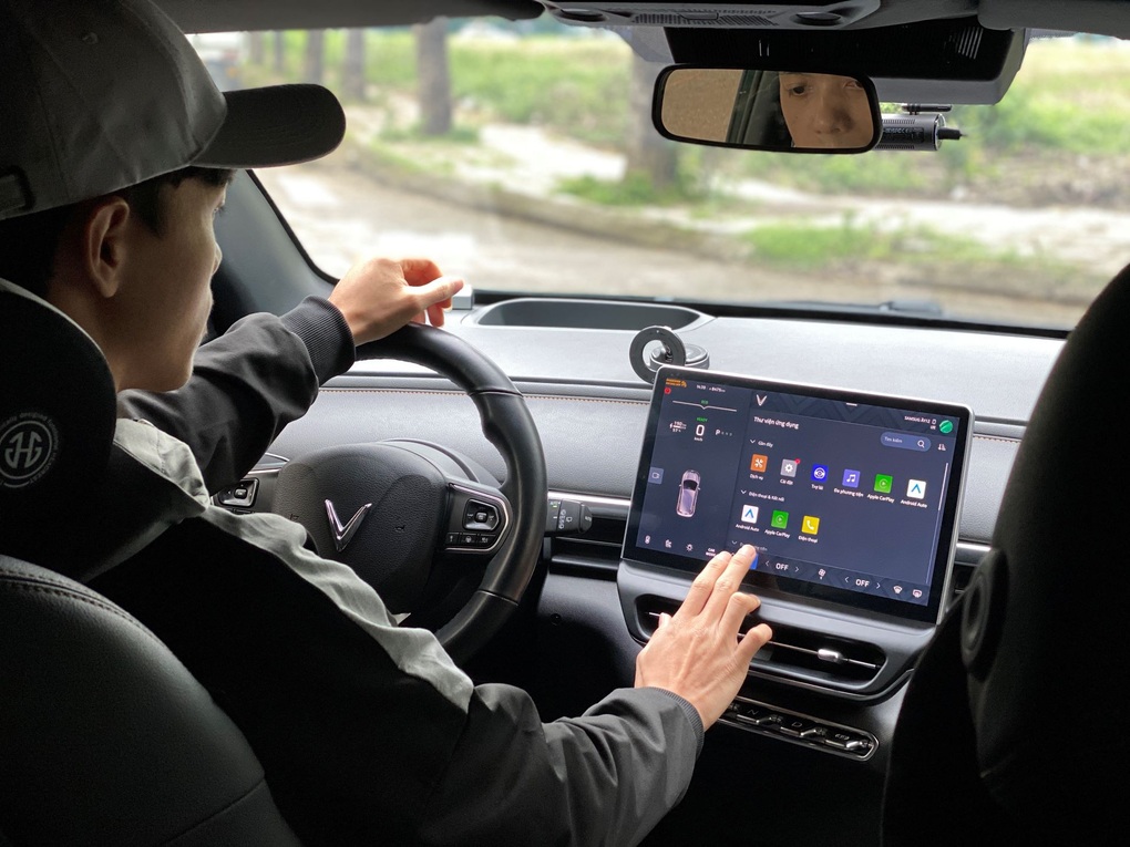 VinFast VF 6: Xe điện gọn nhẹ, đầy đủ tiện nghi, phù hợp mọi nhu cầu - 1 VinFast VF 6: Xe điện gọn nhẹ, đầy đủ tiện nghi, phù hợp mọi nhu cầu - 1