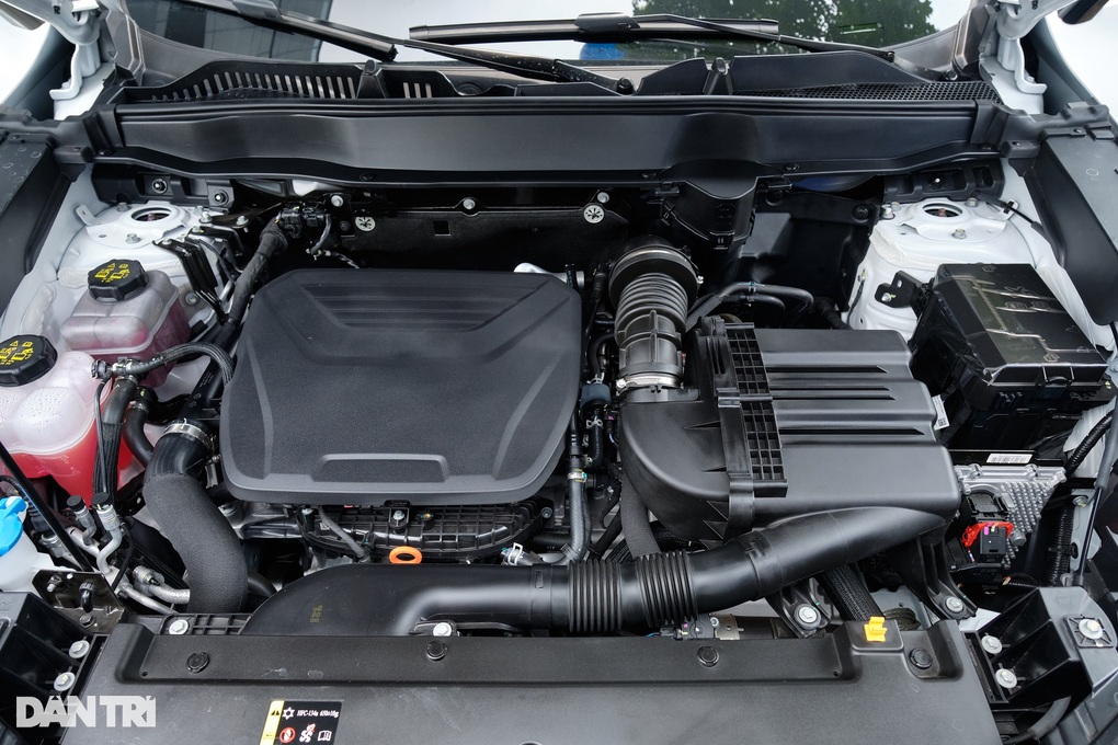 Haval H6 chốt giá gần 1,1 tỷ đồng, đấu CX-5 và Tucson bằng động cơ hybrid - 4 Haval H6 chốt giá gần 1,1 tỷ đồng, đấu CX-5 và Tucson bằng động cơ hybrid - 4