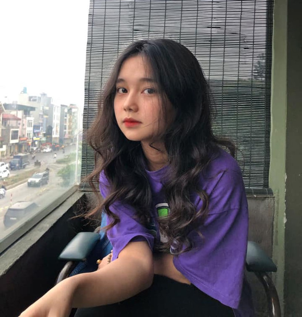 Nữ sinh 10X bất ngờ nổi tiếng nhờ một bức ảnh cũ - 7 Nữ sinh 10X bất ngờ nổi tiếng nhờ một bức ảnh cũ - 7